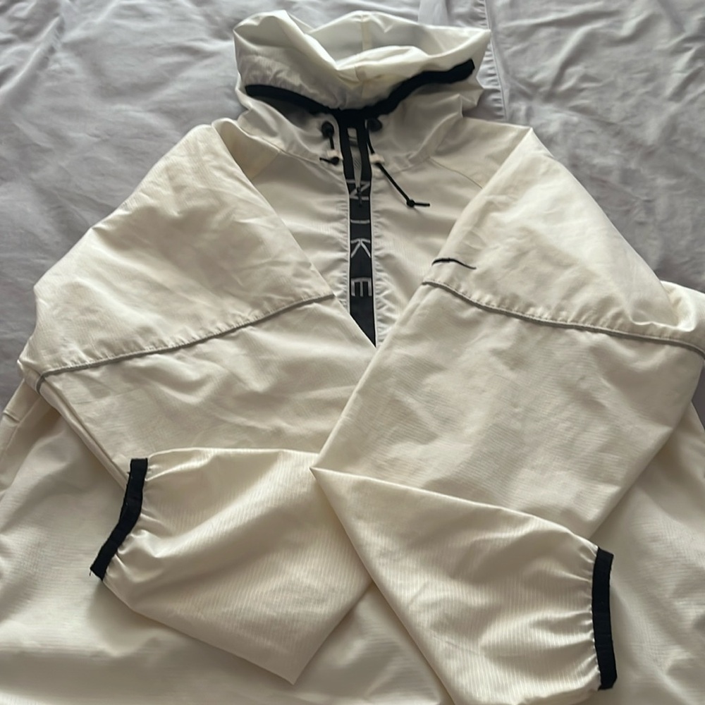 Old School Nike jacket/wind breaker